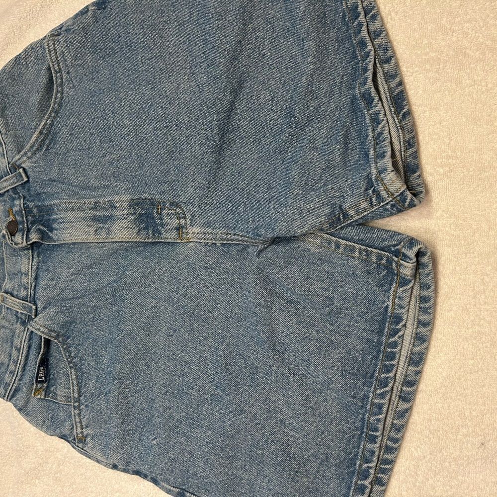 Lee Women's Denim Blue Jean Shorts size 10